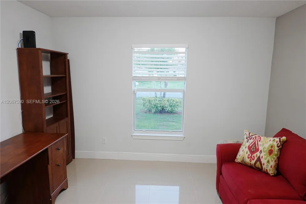 2167 SW Best St Port St. Lucie, FL 34984