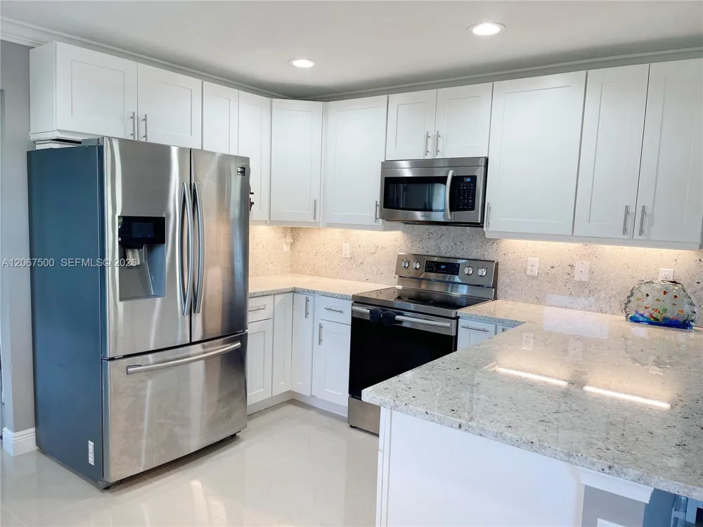 2167 SW Best St Port St. Lucie, FL 34984