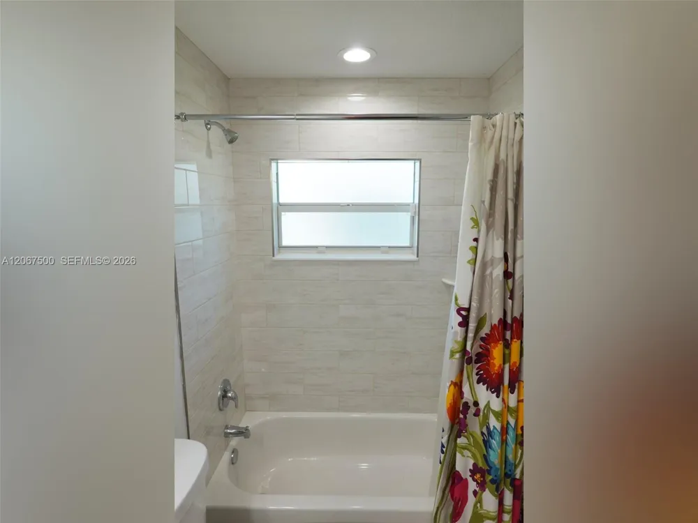 2167 SW Best St Port St. Lucie, FL 34984