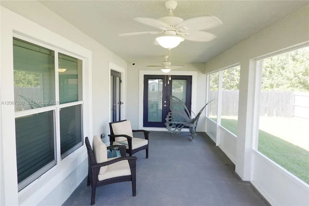 2167 SW Best St Port St. Lucie, FL 34984