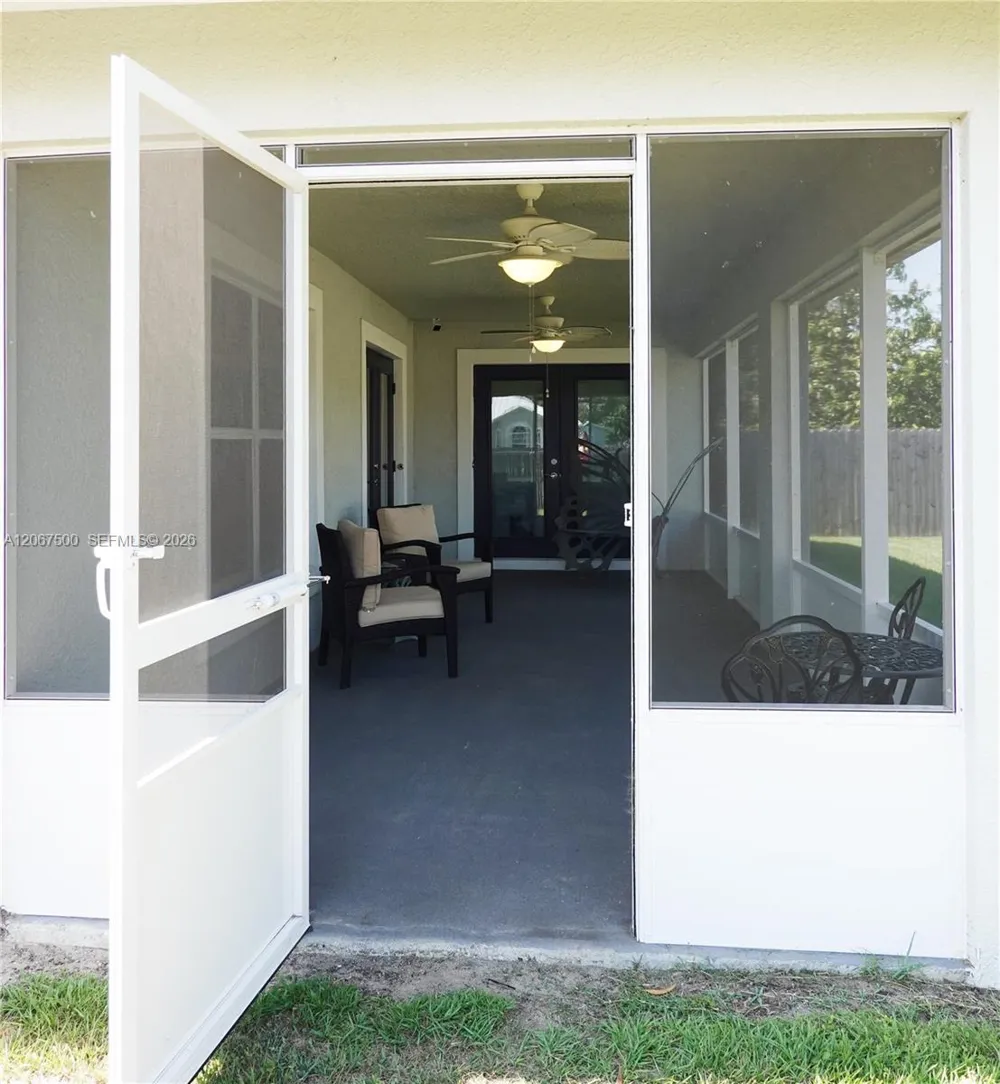 2167 SW Best St Port St. Lucie, FL 34984
