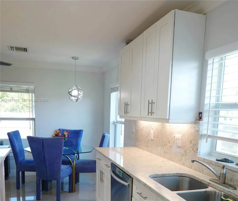 2167 SW Best St Port St. Lucie, FL 34984