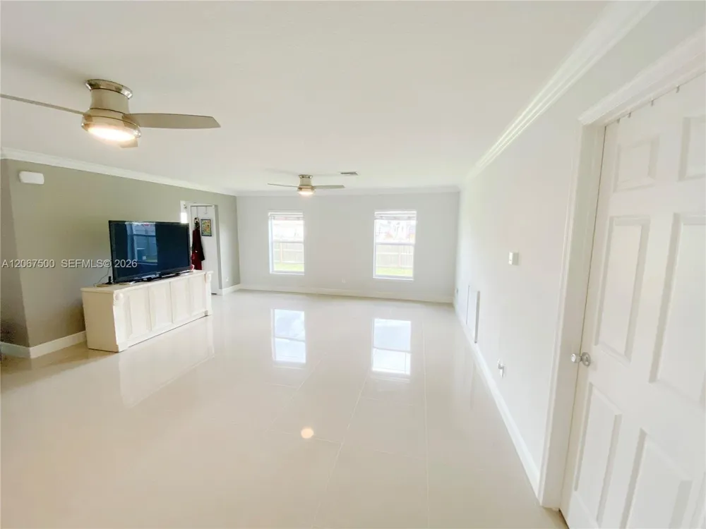 2167 SW Best St Port St. Lucie, FL 34984