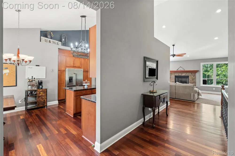 372 Hunters Ridge Drive #A Brandon Charter Township, MI 48462