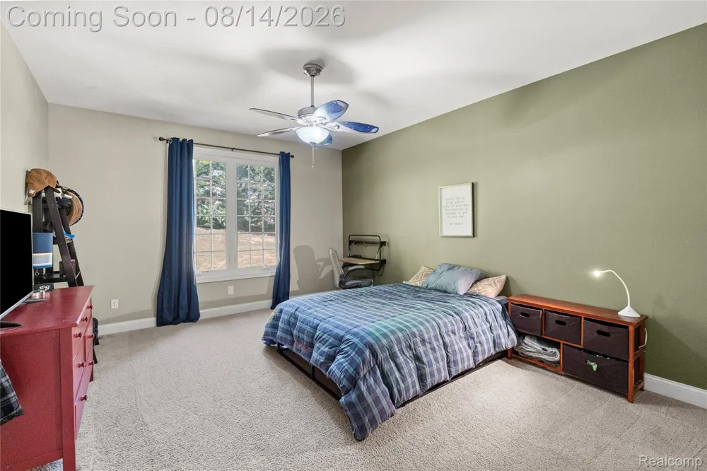 372 Hunters Ridge Drive #A Brandon Charter Township, MI 48462