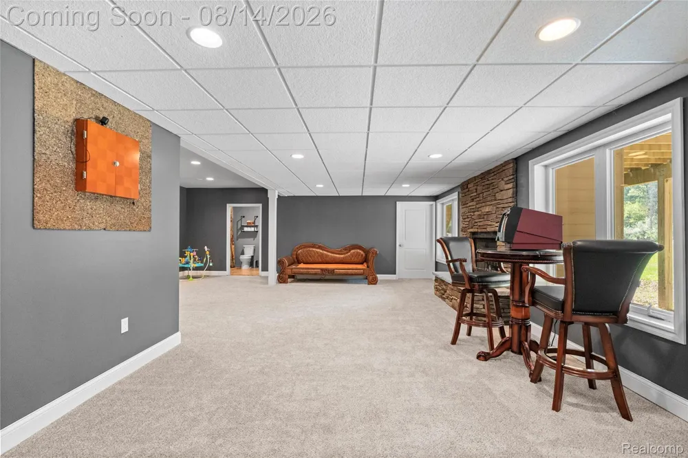 372 Hunters Ridge Drive #A Brandon Charter Township, MI 48462