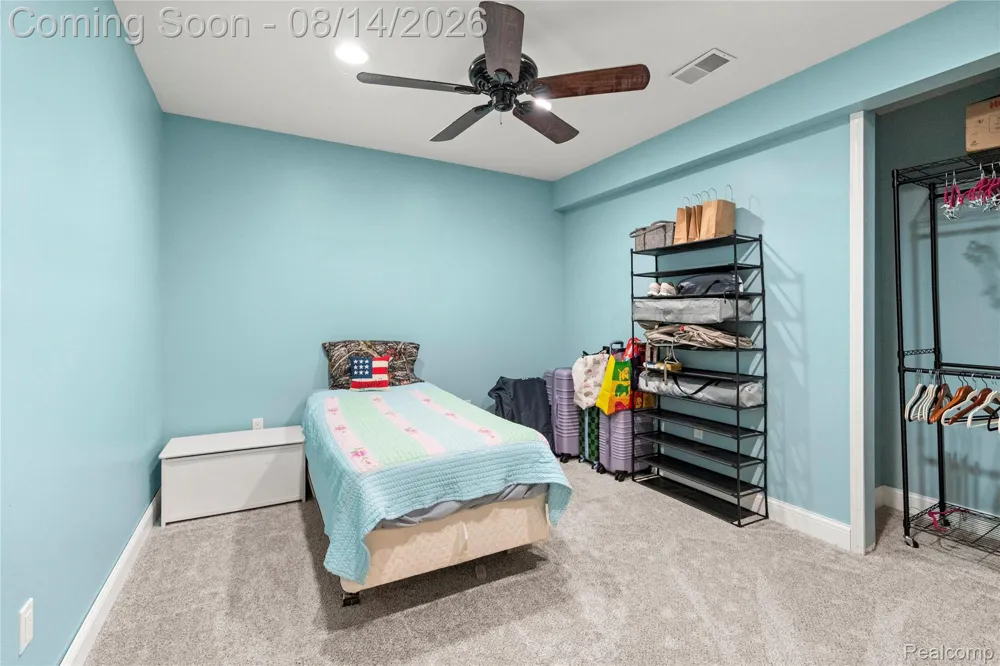 372 Hunters Ridge Drive #A Brandon Charter Township, MI 48462