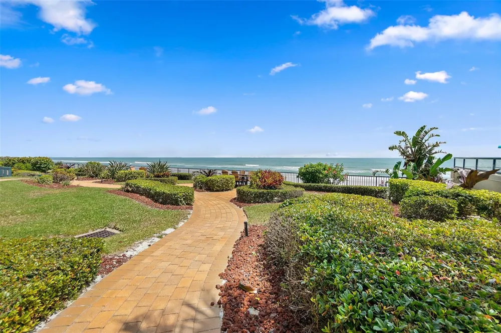 3425 S ATLANTIC AVENUE #1206 Daytona Beach Shores, FL 32118