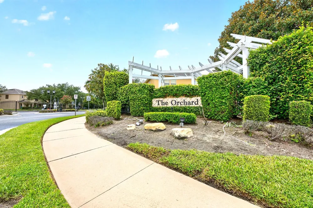 13765 GOLDEN RUSSET DRIVE Winter Garden, FL 34787
