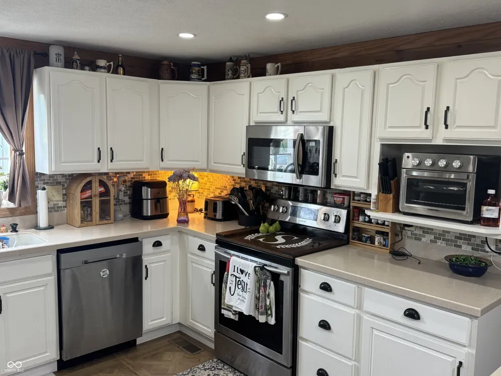 2831 Graham Road Franklin, IN 46131