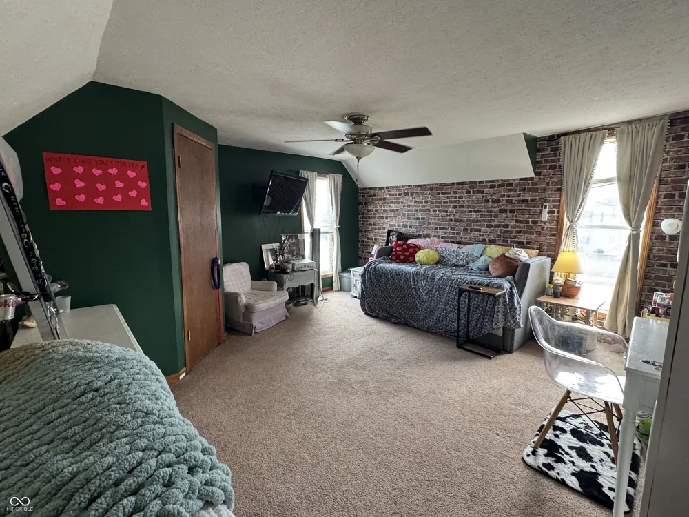2831 Graham Road Franklin, IN 46131