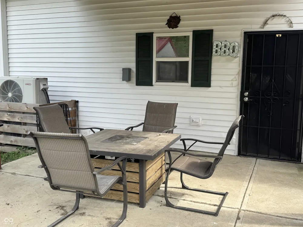 2831 Graham Road Franklin, IN 46131