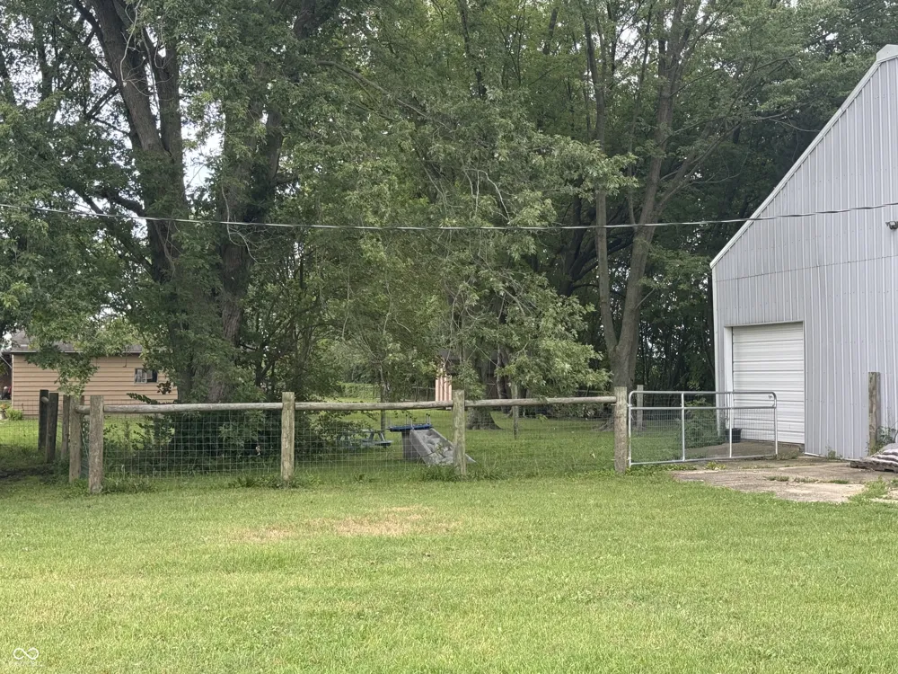 2831 Graham Road Franklin, IN 46131