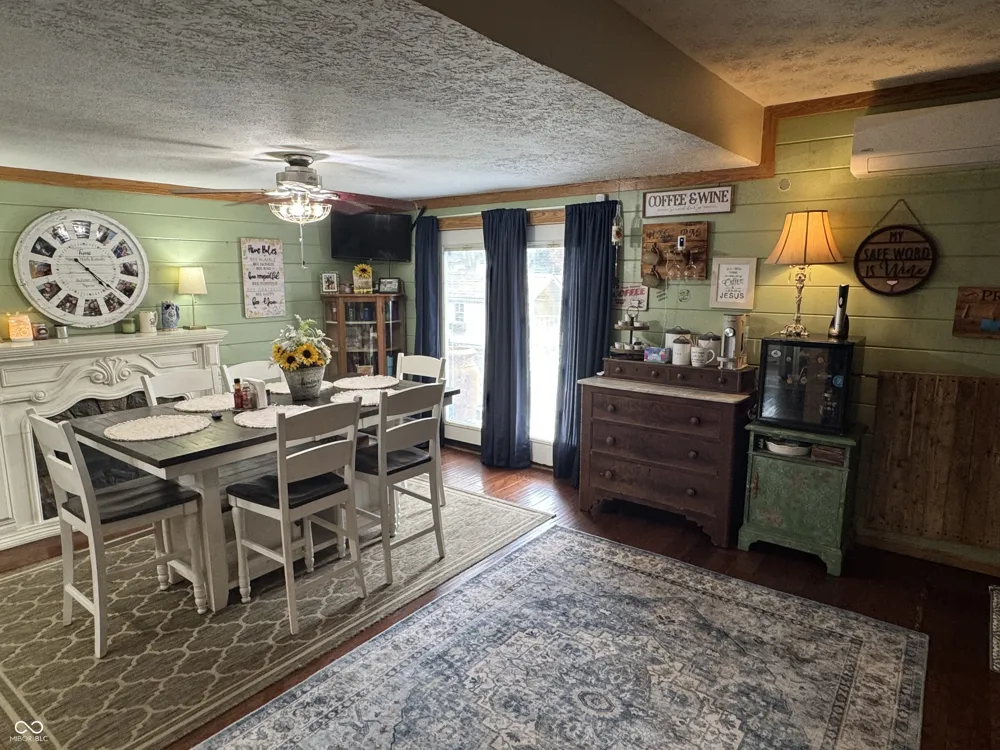 2831 Graham Road Franklin, IN 46131