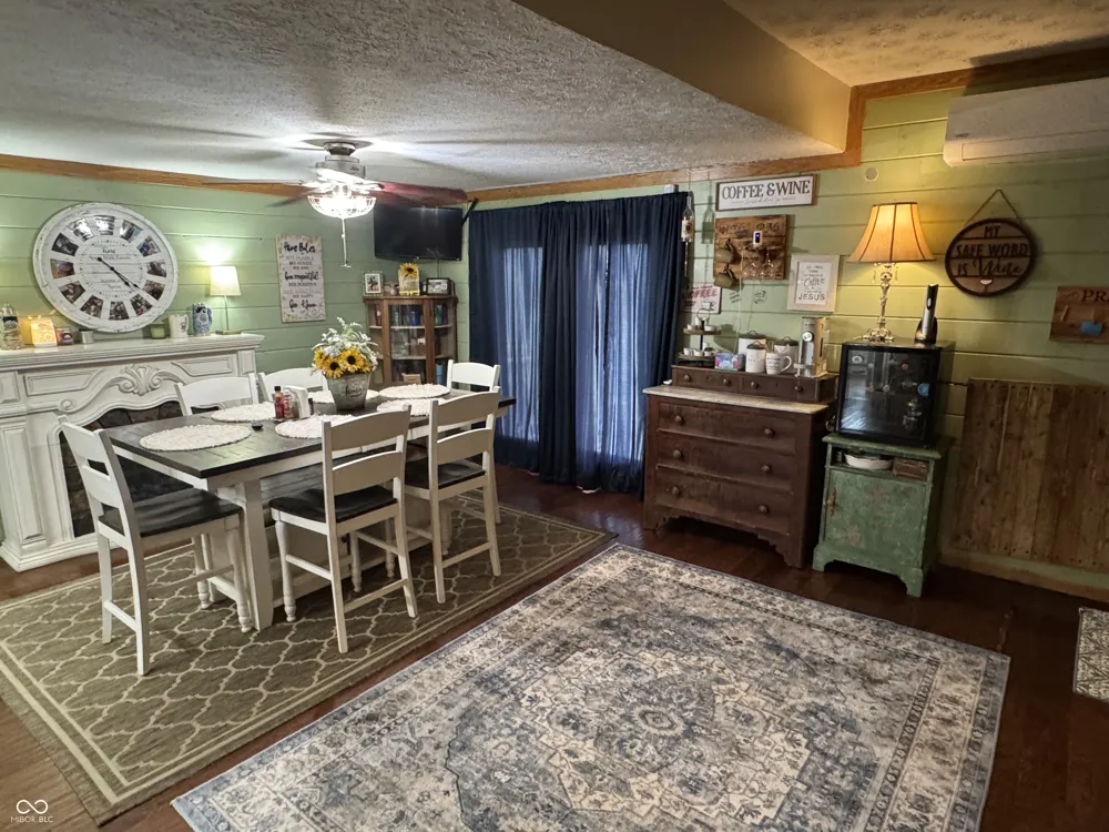 2831 Graham Road Franklin, IN 46131