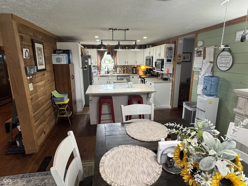 2831 Graham Road Franklin, IN 46131