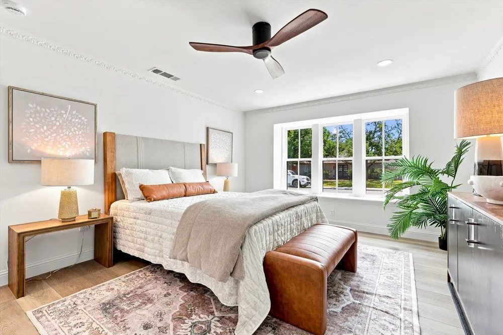 15905 Longvista Drive Dallas, TX 75248