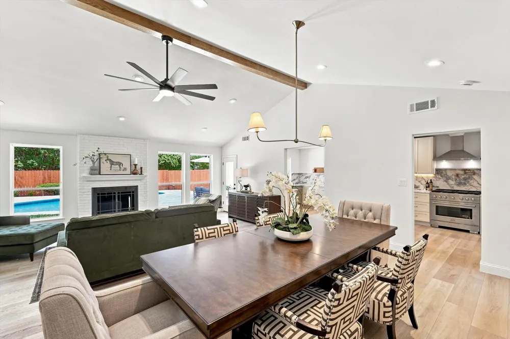 15905 Longvista Drive Dallas, TX 75248