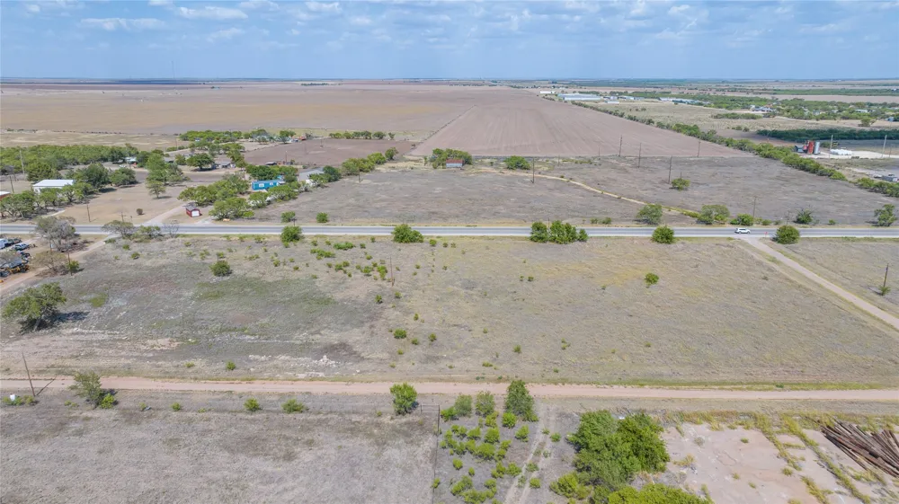 N Central Hamlin, TX 79520