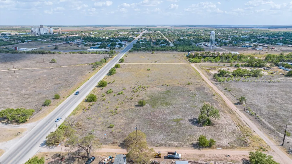 N Central Hamlin, TX 79520