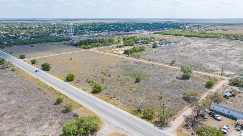 N Central Hamlin, TX 79520