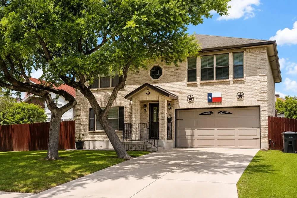 11810 Bridge Hampton San Antonio, TX 78251