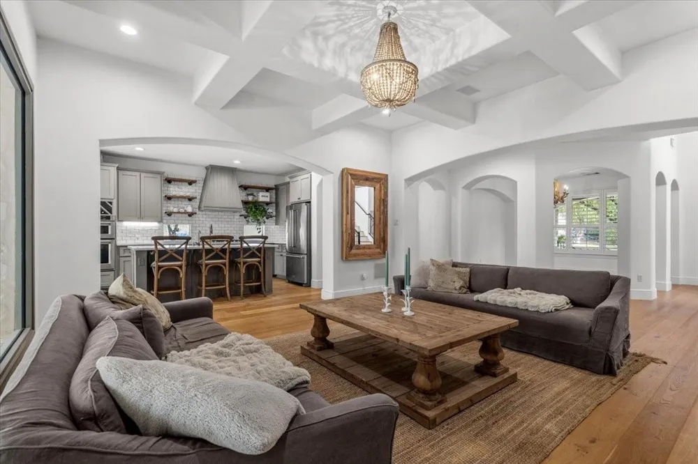 4308 Canoas Drive Austin, TX 78730