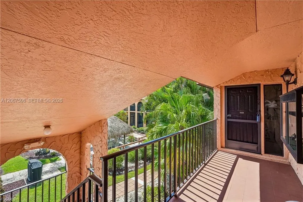 5510 SW 4TH PL #605 Cape Coral, FL 33914
