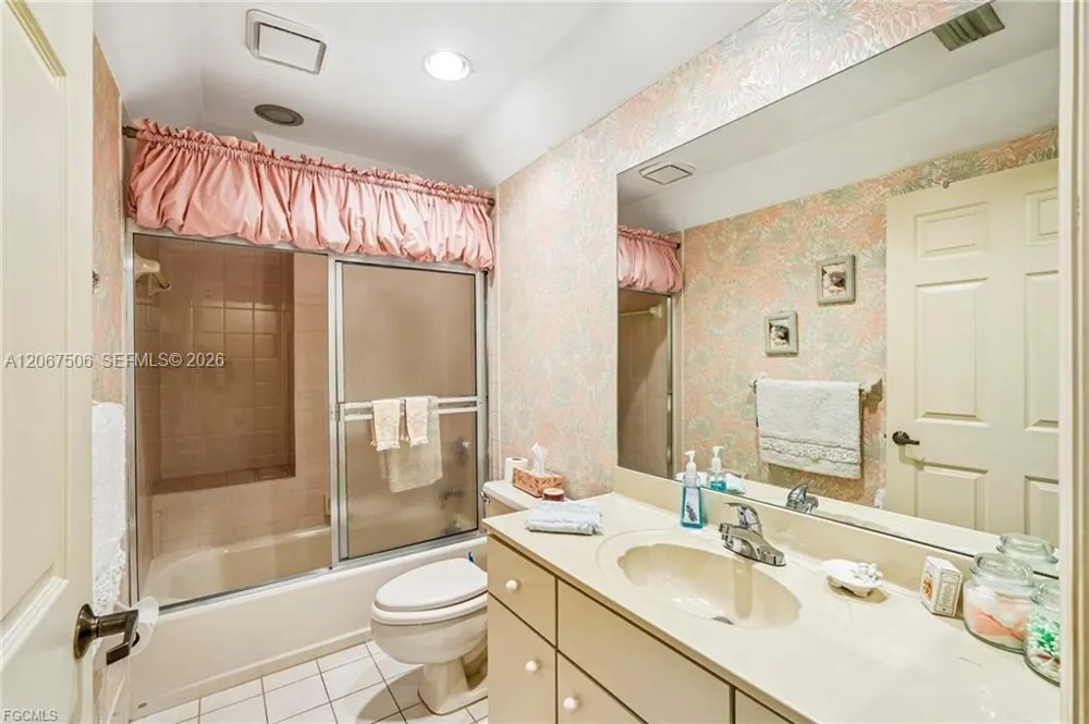 5510 SW 4TH PL #605 Cape Coral, FL 33914