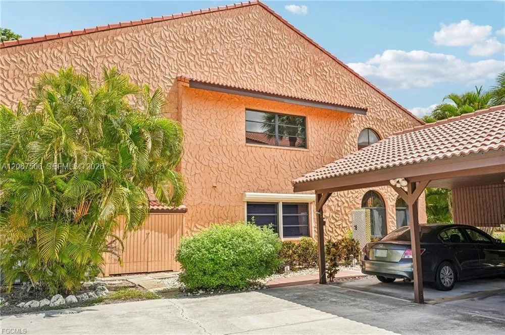 5510 SW 4TH PL #605 Cape Coral, FL 33914