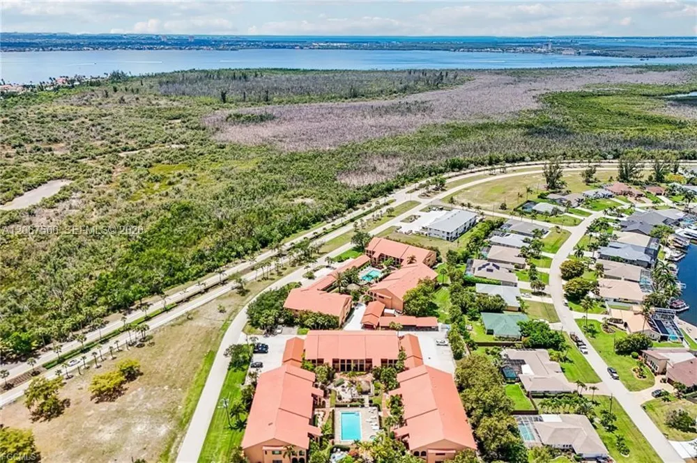 5510 SW 4TH PL #605 Cape Coral, FL 33914