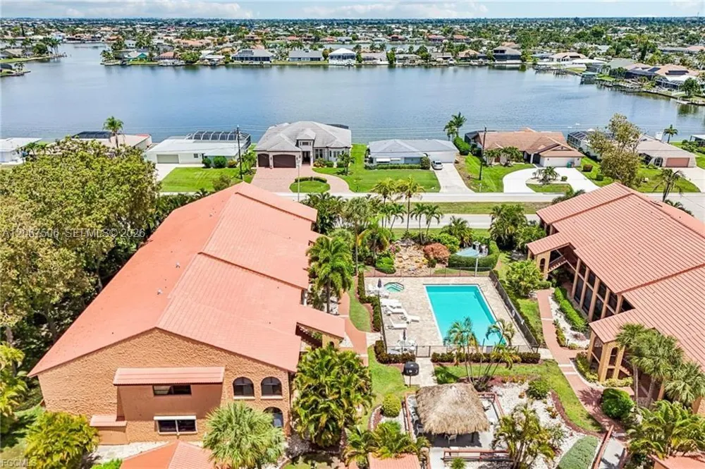 5510 SW 4TH PL #605 Cape Coral, FL 33914