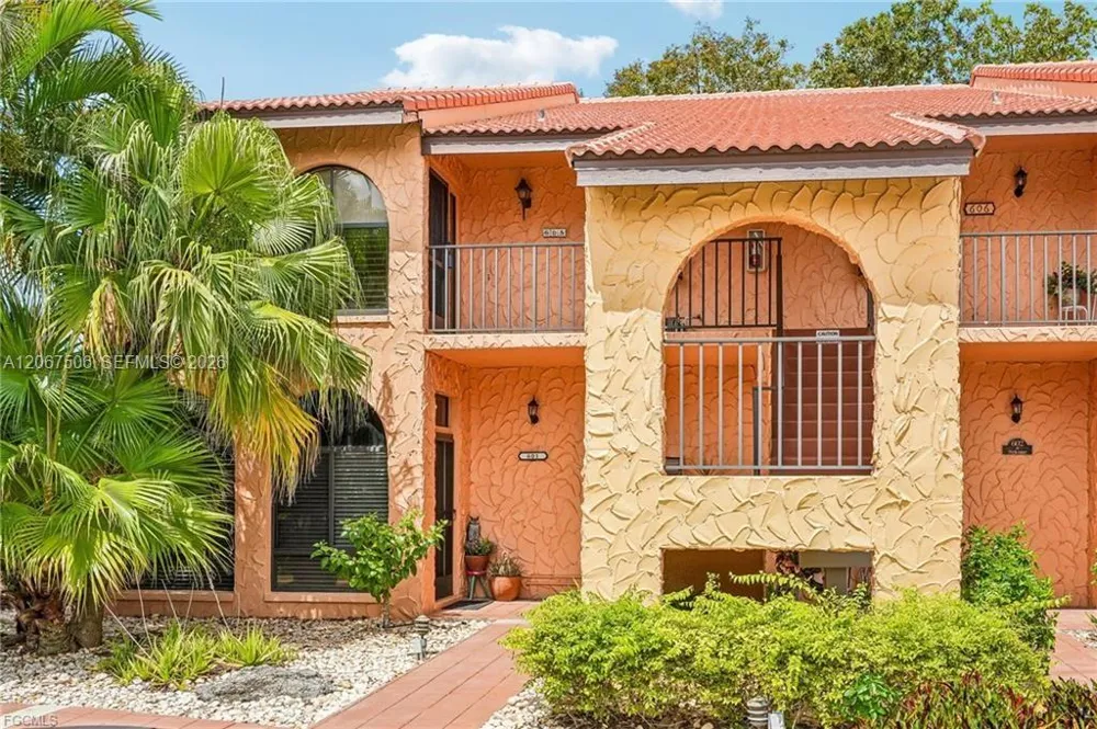 5510 SW 4TH PL #605 Cape Coral, FL 33914
