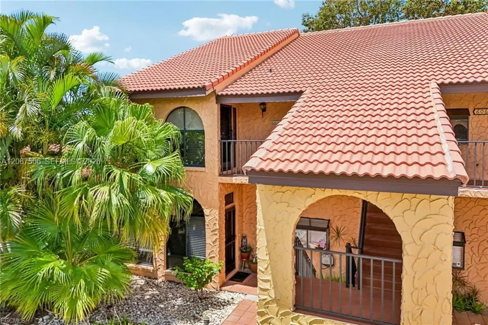 5510 SW 4TH PL #605 Cape Coral, FL 33914