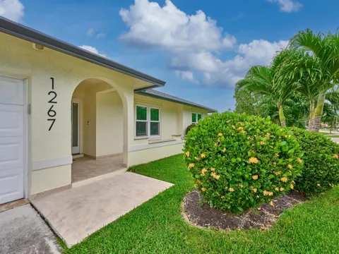 1267 SUMMERWOOD CIRCLE