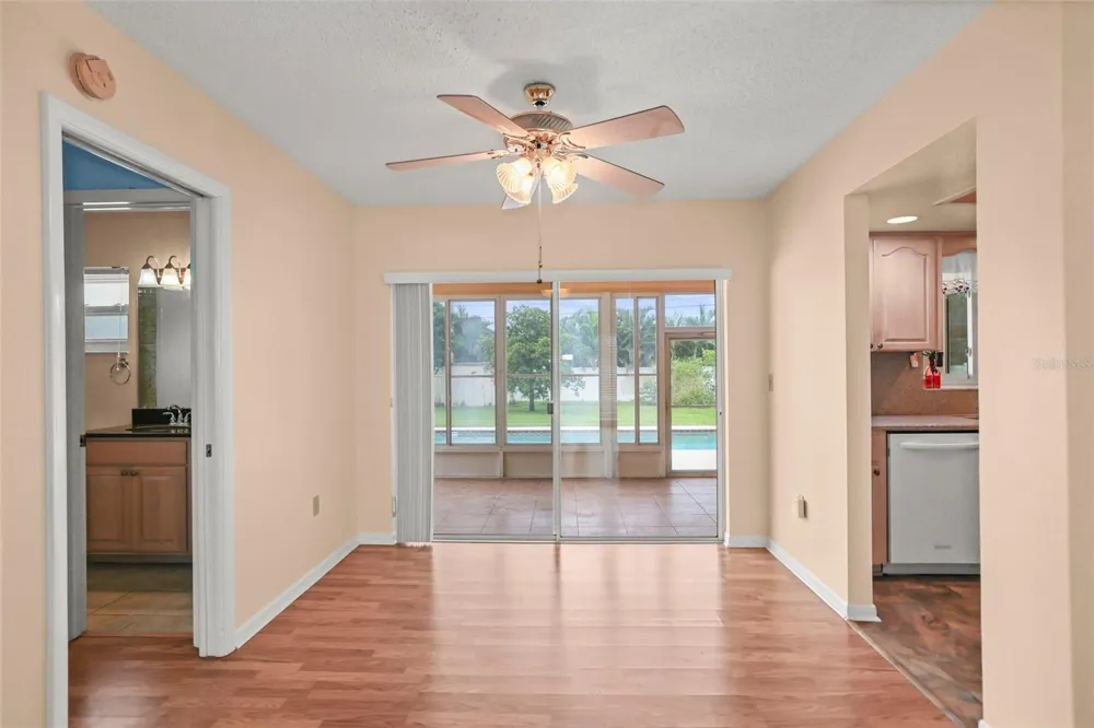 1112 40TH AVE NE St Petersburg, FL 33703