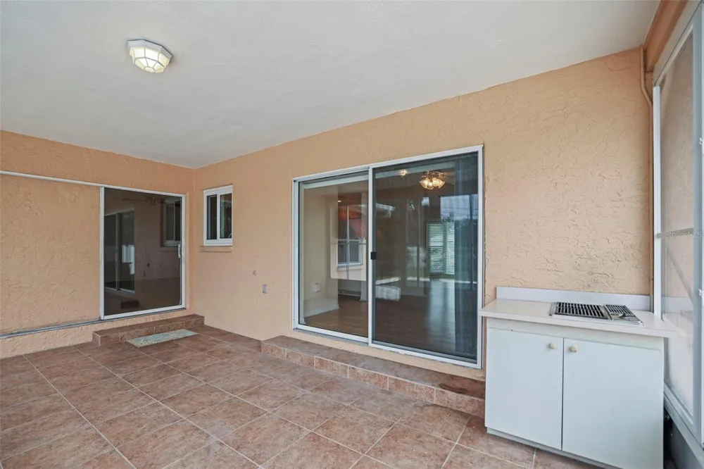 1112 40TH AVE NE St Petersburg, FL 33703