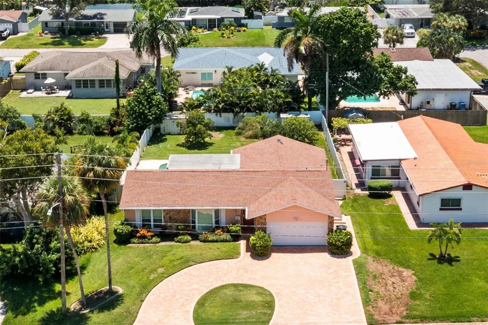 1112 40TH AVE NE St Petersburg, FL 33703