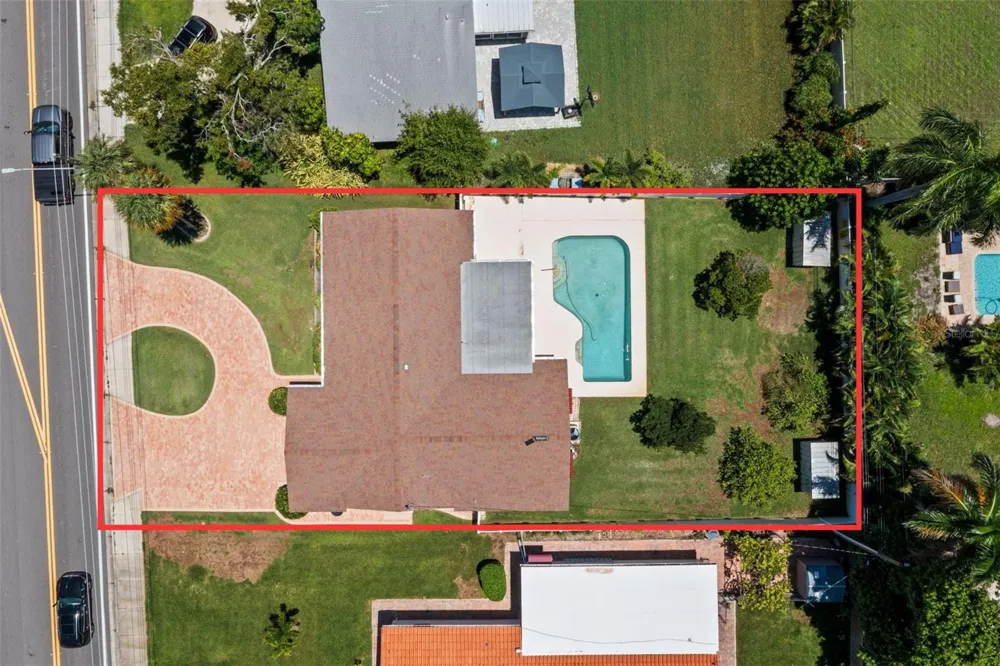 1112 40TH AVE NE St Petersburg, FL 33703