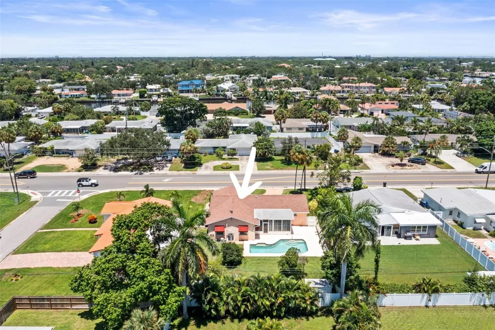1112 40TH AVE NE St Petersburg, FL 33703