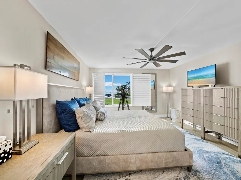 448 GULF OF MEXICO DRIVE #A104 Longboat Key, FL 34228
