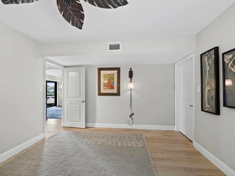 448 GULF OF MEXICO DRIVE #A104 Longboat Key, FL 34228
