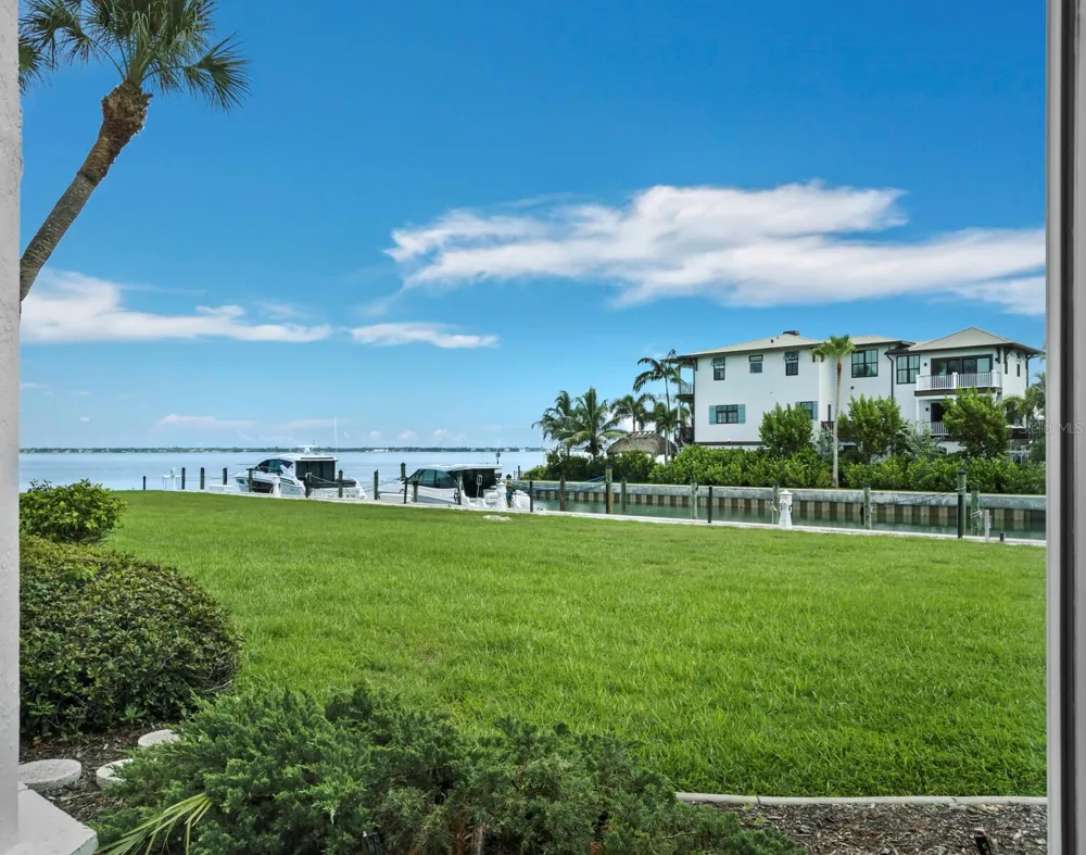 448 GULF OF MEXICO DRIVE #A104 Longboat Key, FL 34228
