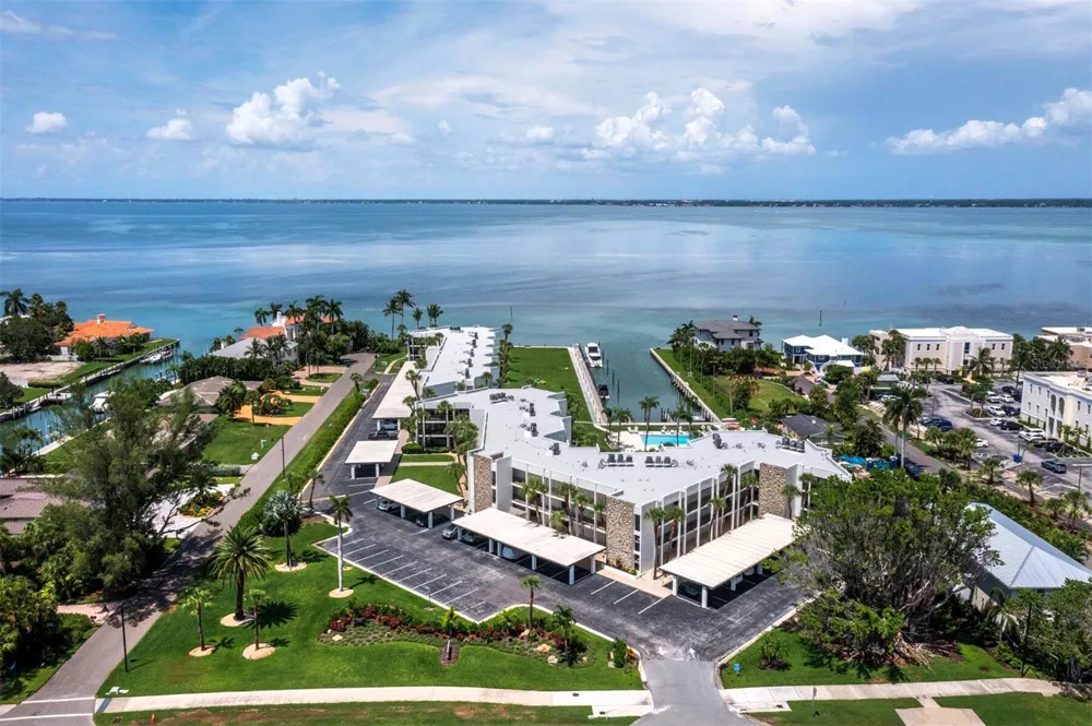448 GULF OF MEXICO DRIVE #A104 Longboat Key, FL 34228