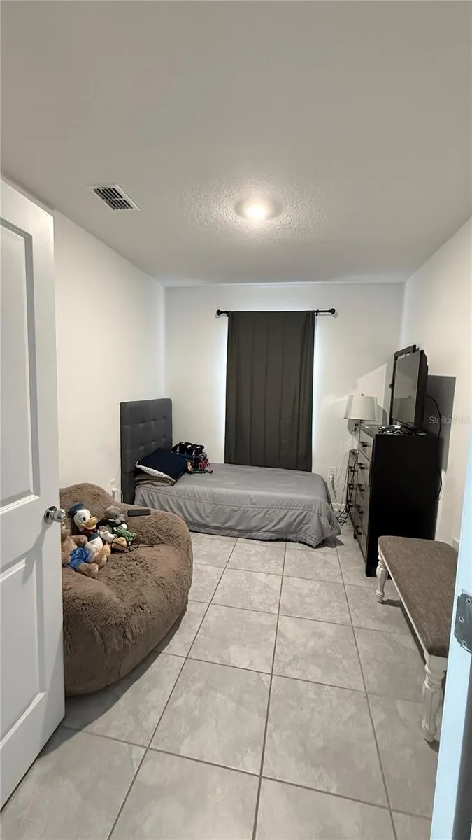 225 LAWSON AVENUE Haines City, FL 33844