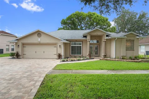6245 SILVER OAKS DRIVE