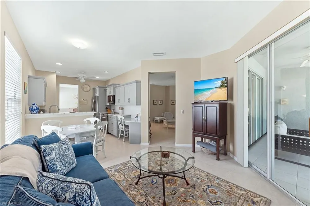 2190 Arielle Drive #901 Naples, FL 34109