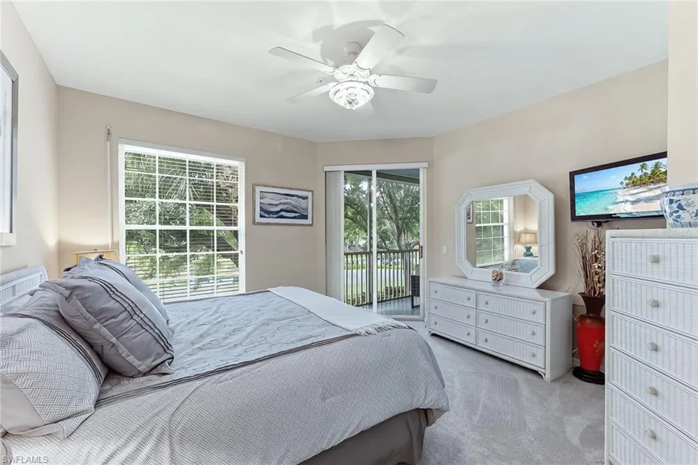 2190 Arielle Drive #901 Naples, FL 34109
