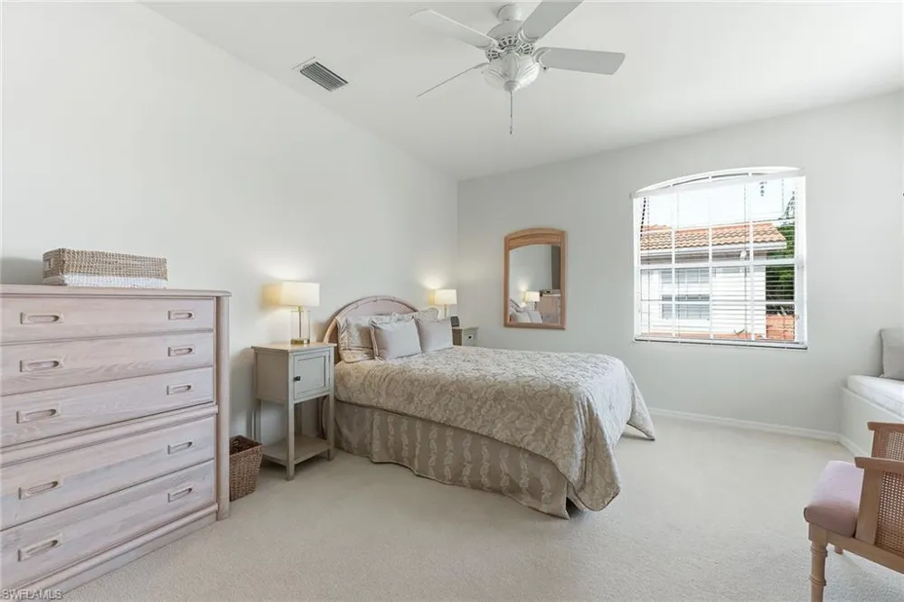 2190 Arielle Drive #901 Naples, FL 34109
