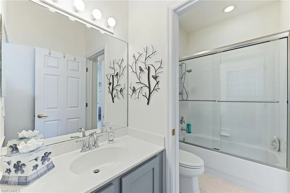 2190 Arielle Drive #901 Naples, FL 34109